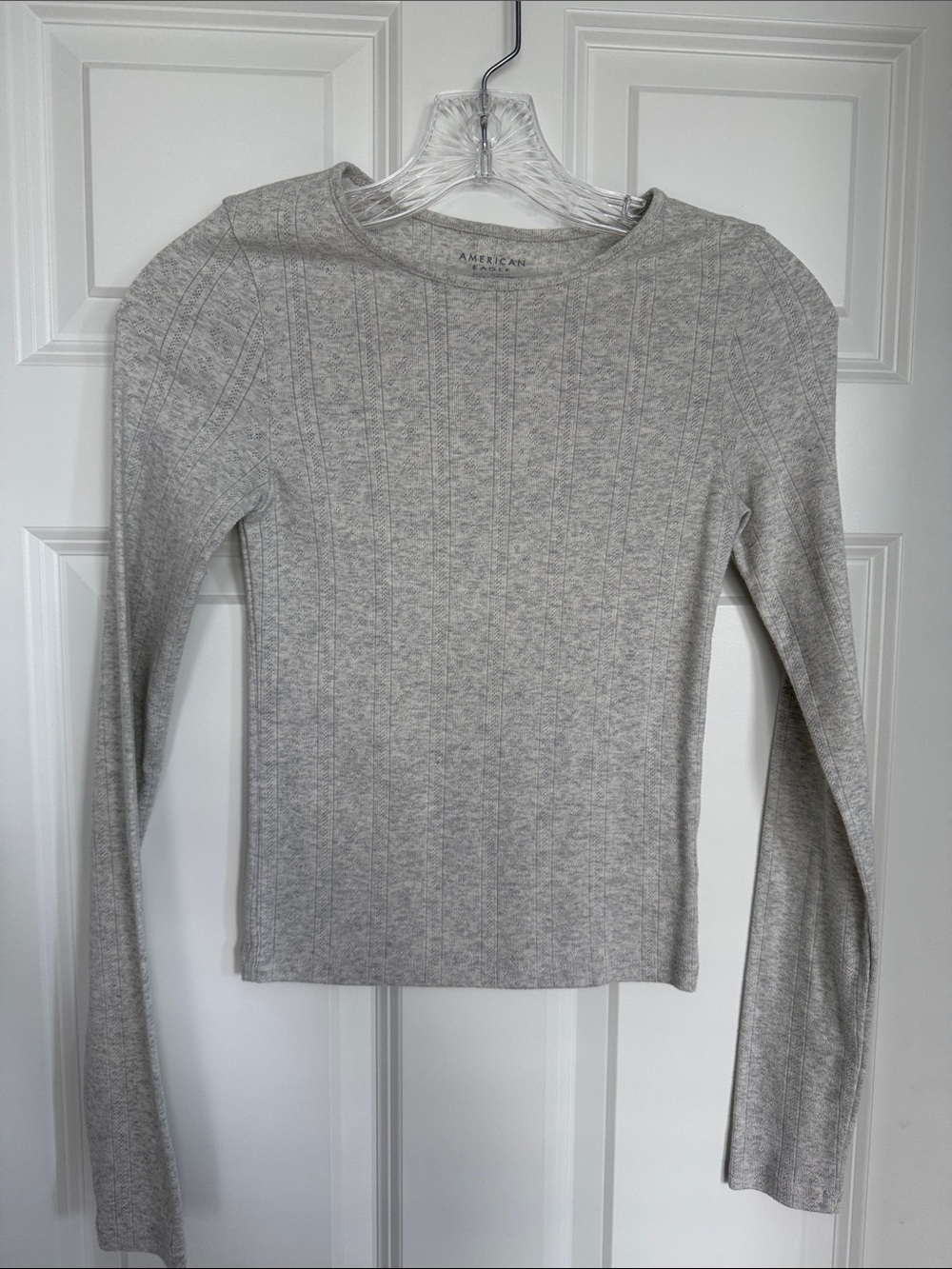 American Eagle Outfitters Light Gray Ribbed Long-Sleeve Tee